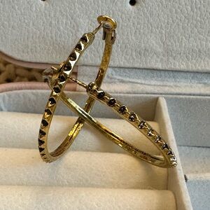 Marlyn Schiff Gold Spike Textured Hoop Earrings NWT‎